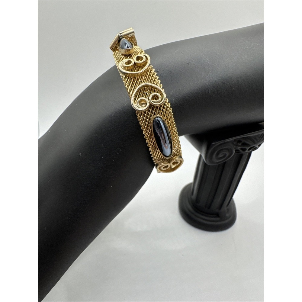 Vintage 1960's Gold Tone Mesh Black Onyx Watch Buckle‎ Style Statement Bracelet